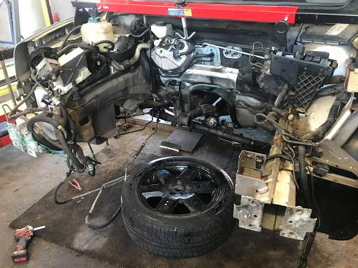 Knowehead Garage - Thumbnail