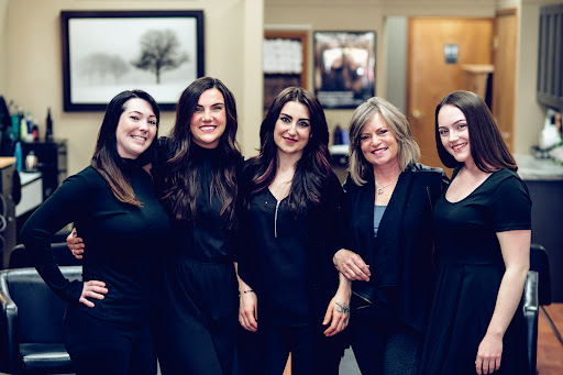 Benoits Store Salon Spa