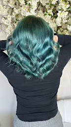 Photo n°5 de Le Repère des Artistes | Coiffeur hommes & femmes à Poitiers (Salon de coiffure)