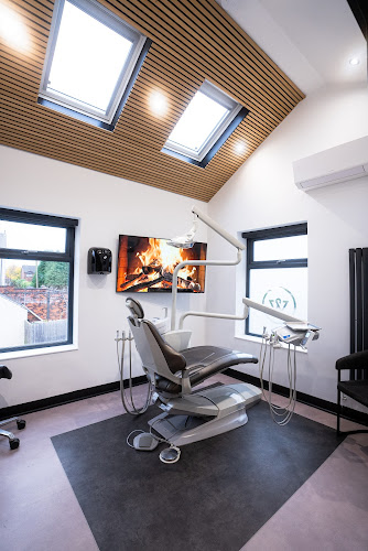 Comments and reviews of Walmsley Family Dental