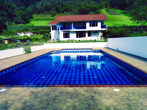 PISCINA LA VEGA SOCOTÁ