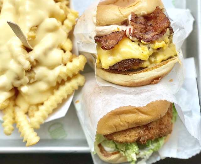 Shake Shack Victoria Station