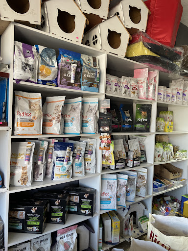 J’lo Pet Shop