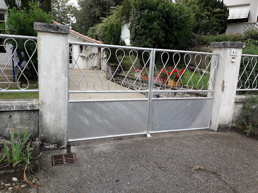 Photo de CSI à Corme-Écluse (17600)
