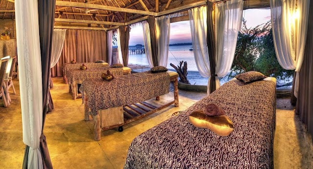 XQisit Hotel & Spa