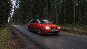 Photo n°4 de Youngtimer Farm à Saint-Germain-du-Corbéis (Concessionnaire automobile)