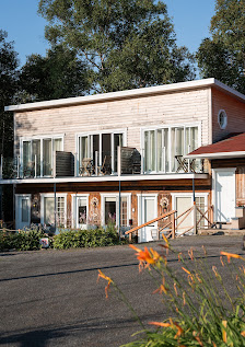 Hôtel du Capitaine 3031 Chem. des Coudriers, L'Isle-aux-Coudres, QC G0A 2A0, Canada