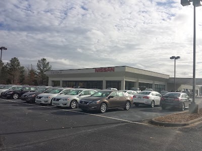 Photos of Ben Mynatt Nissan