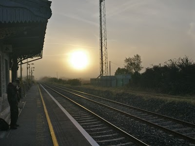 Photos of Woodlawn Train Station