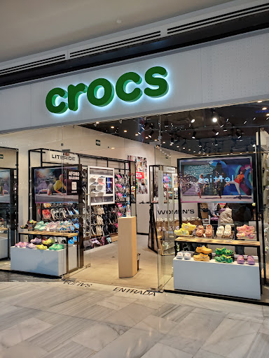 Crocs Fashion Drive