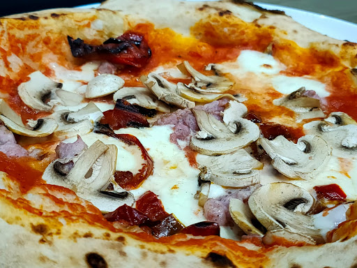 Pizzulo Pizzeria - Thumbnail