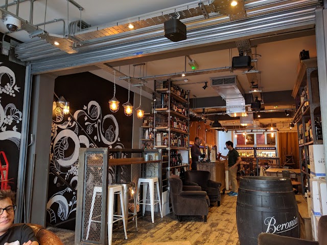Vagabond Wines