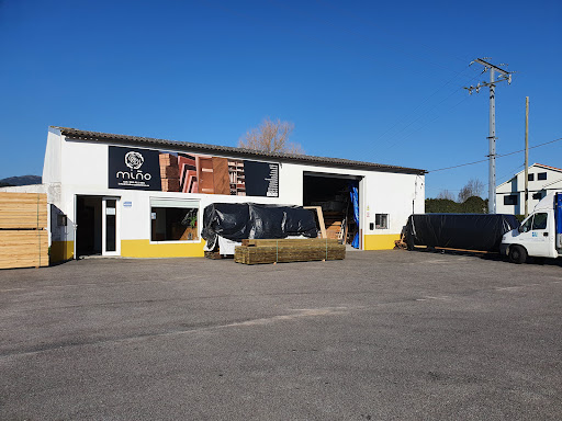 Maderas Miño a Guarda, venta de portas, tarima, tableiros e carpintería