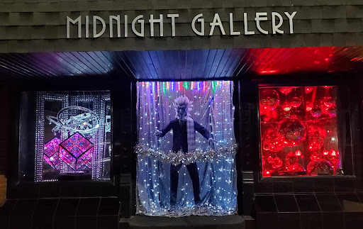 Midnight Gallery - Visual