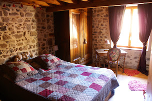 Photo n°3 de LA Ferme du Planet à Deux-Grosnes (Gîte)