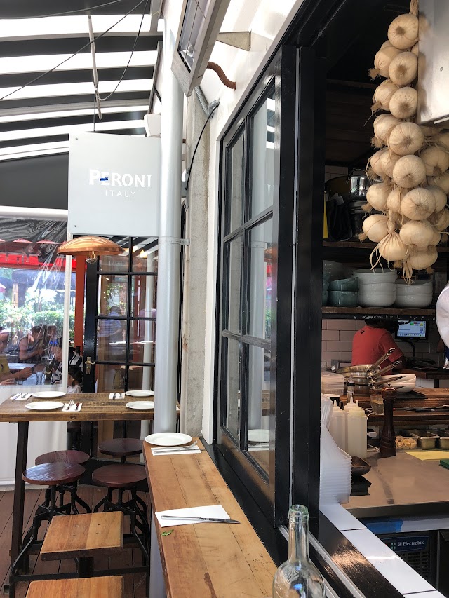 Dante's Woodfired Pizzeria