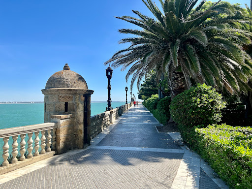 Paseo de Carlos III Garden - Thumbnail