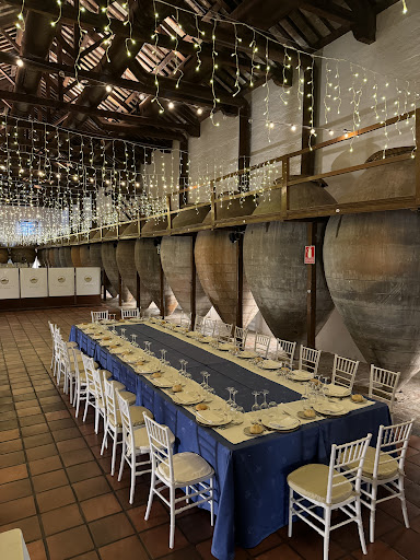 Antigua Bodega Los Llanos Gallery - Spain