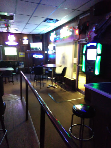 Dry Dock Saloon - Thumbnail