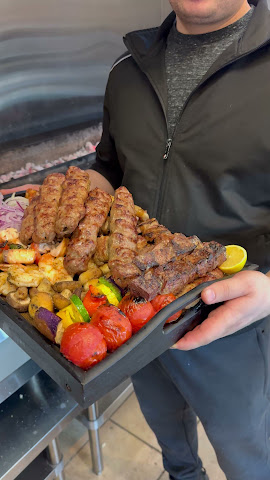 Shashlik House by null