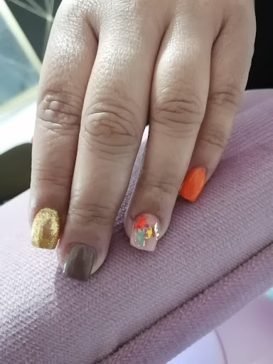 Isa Nails 193