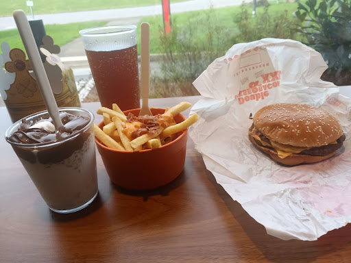 Photo 7 - Burger King