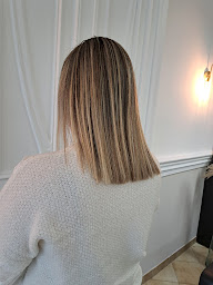 Photo n°6 de Atelier aurelie à Lavaur (Salon de coiffure)