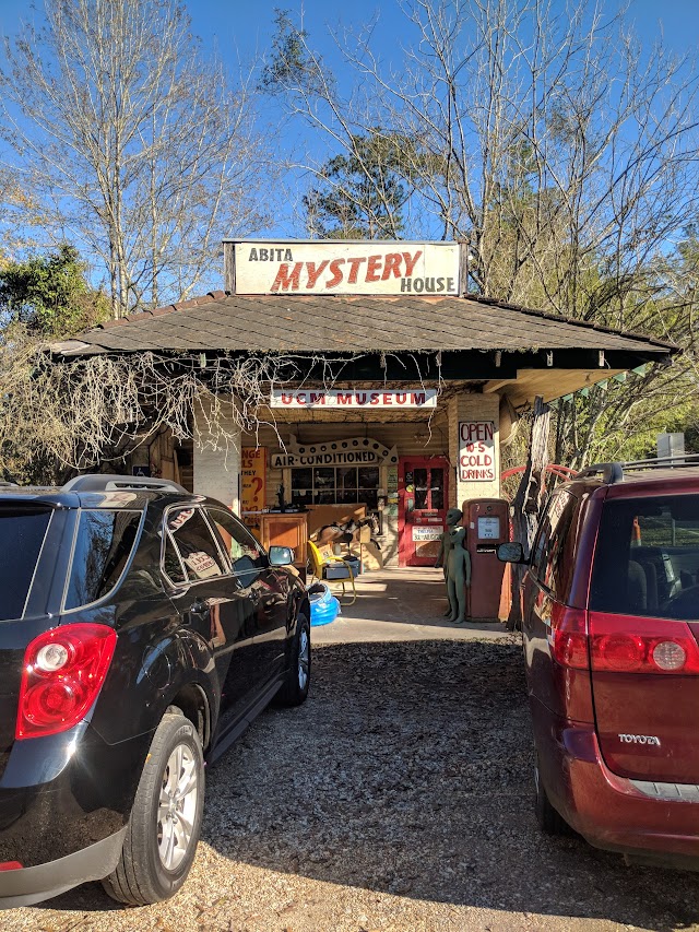 UCM Museum/Abita Mystery House