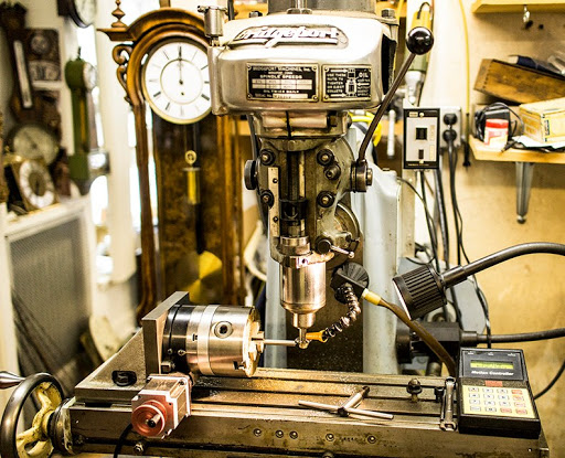 British Clockmaker - Visual