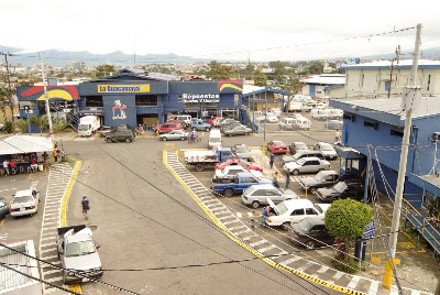 Photos of La Guacamaya Auto Parts
