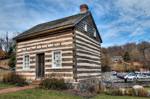 Thomas Isaac Log Cabin - Thumbnail