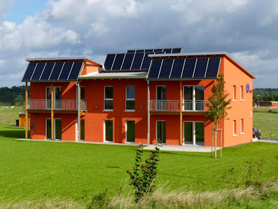 MKE Steuerberatungsgesellschaft mbH Erzberg 1, 38126 Braunschweig, Deutschland
