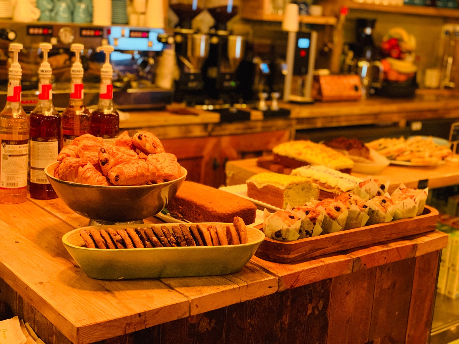 Metos Coffee House — photo 16
