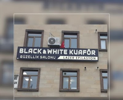 Black White Bayan Kuaforu