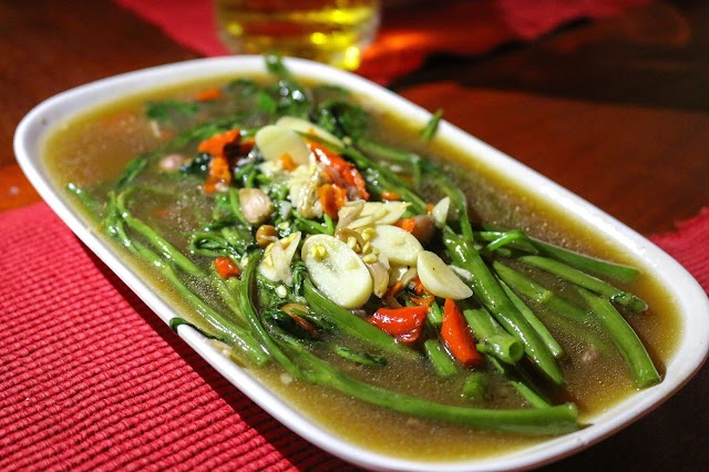 Palaad Tawanron Restaurant