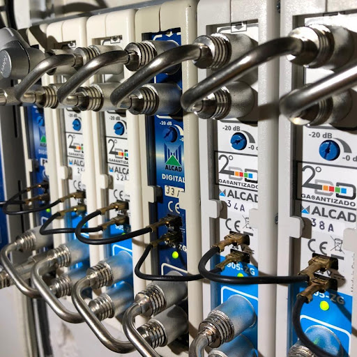 ¡Optimiza tu consumo y ahorra en tu factura de la luz! 💡

En