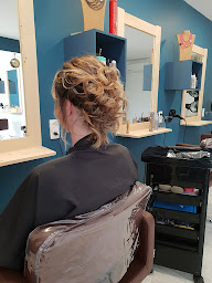 Photo n°1 de Bol D'hair à Saint-Aubin (Salon de coiffure)