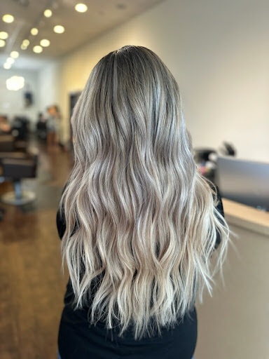 GRAY SALON - Visual