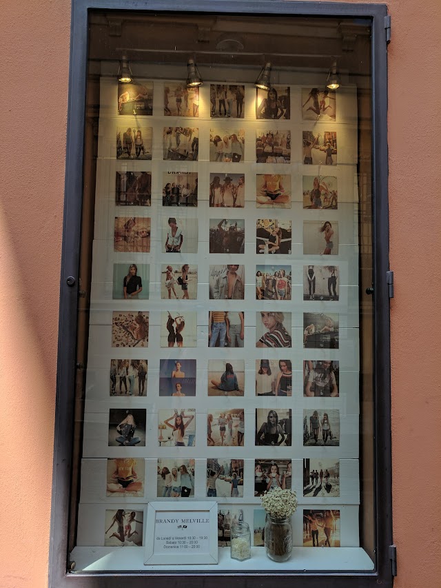 Brandy Melville - San Vitale