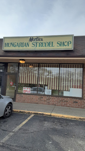 Mertie's Hungarian Strudel - Thumbnail