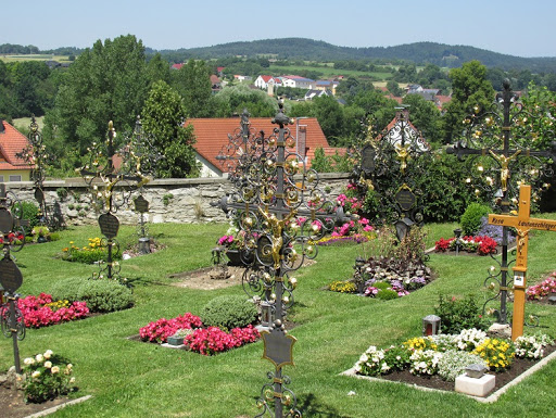 Historischer Friedhof Oberwiesenacker