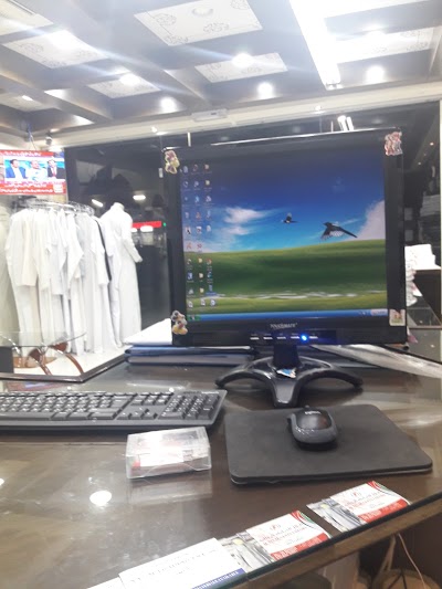 Photos of emrald trading shop