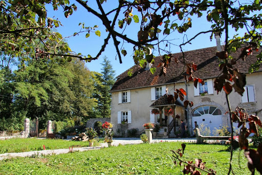 Photo de Camping*** La Saline , Les Bords de Loue à Arc-et-Senans (25610)