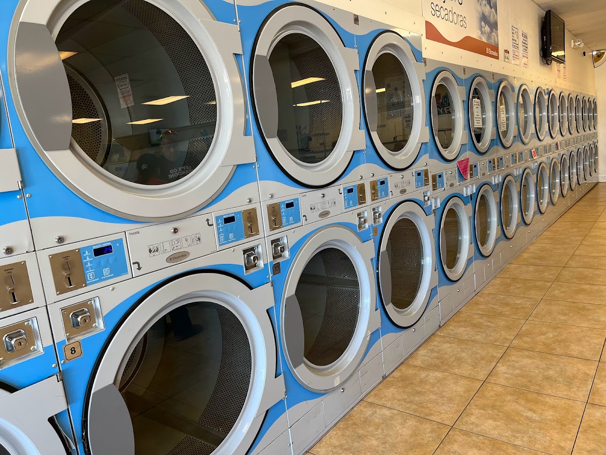 Clean laundry equipment at Wash'em Up Laundry #2 - Laundromat Denver in Denver, CO