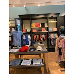 Photo n°15 de Armor-Lux à Les Sables-d'Olonne (Magasin de vêtements pour femmes)