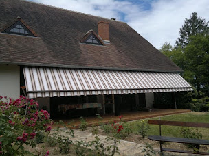 Photo n°7 de Stores 18 SARL à Mesves-sur-Loire (Magasin de stores et de rideaux)