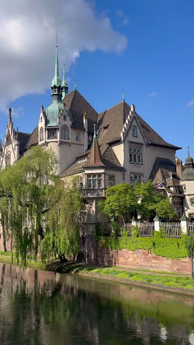Lycée international des Pontonniers
