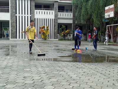 Photos of SMA Negeri 1 Jember
