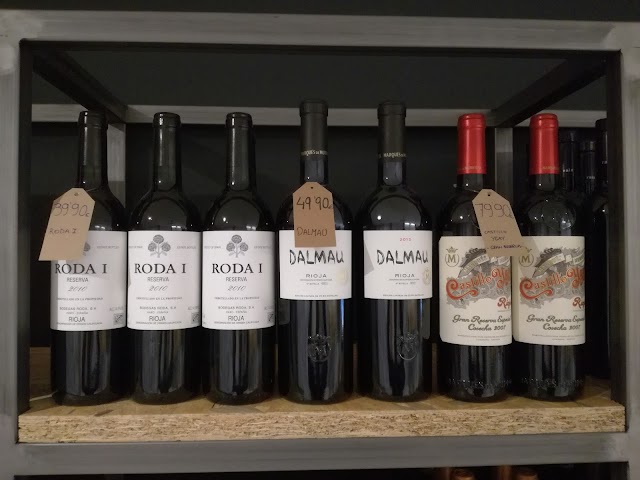 Urban Wine Shop & Bar