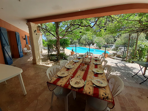 Photo de Les Restanques de l'Issole: villa avec piscine maison grande capacité gîte familial VAR PROVENCE à Besse-sur-Issole (83890)